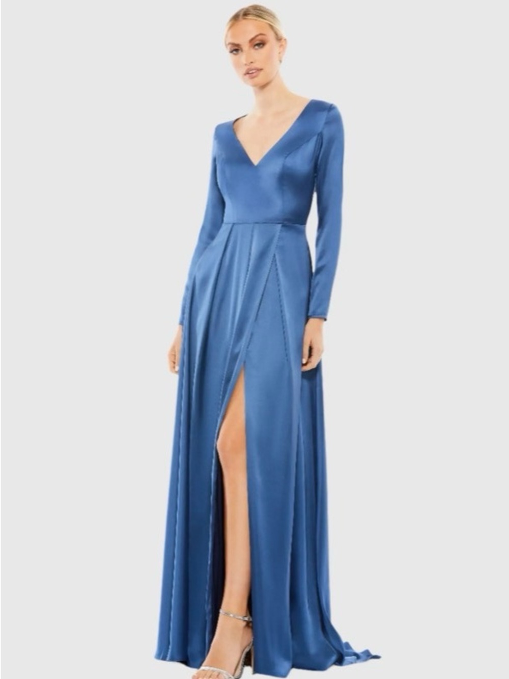 Mac Duggal Blue Long Sleeve Satin V-Neck Evening Gown